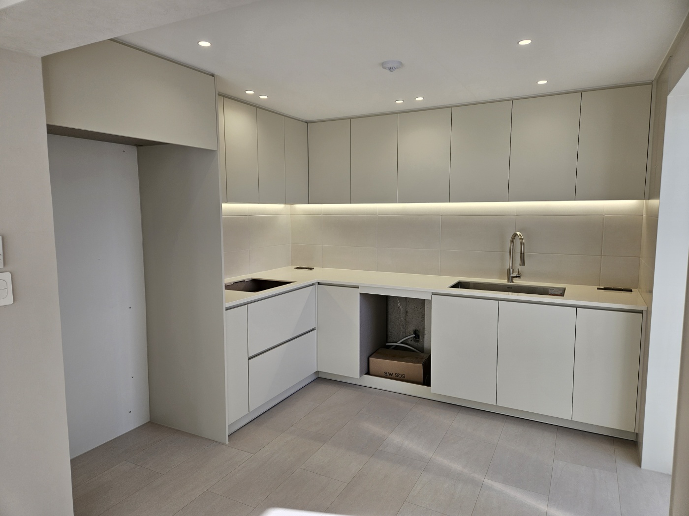 /user/0/01083728003/editor/2501/cec56f14088120edb9766372d9fc51bd_1736192868_756.jpg 이미지크게보기